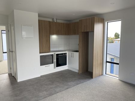 3/43 Yeovil Road, Te Atatu Peninsula - Photo 2