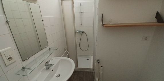 Location Appartement 1 pièce 16m² CAHORS 46000 - Photo 2
