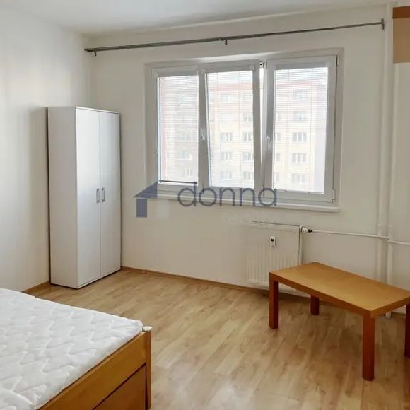 Pronájem bytu 2+1/L, 57 m - Fotografie 1