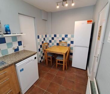 34 Lemberg Street, Belfast, BT12 6GH - Photo 4