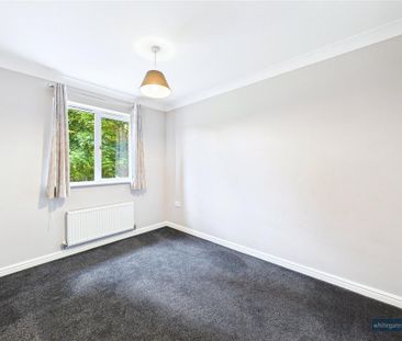 4 bedroom detached house to rent - Photo 2