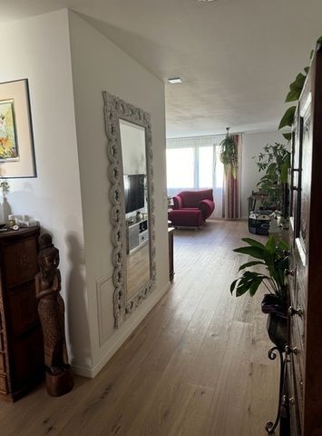 APPARTEMENT 21/2 PIÈCES À RAPPERSWIL (SG), MEUBLÉ, TEMPORAIRE - Photo 3