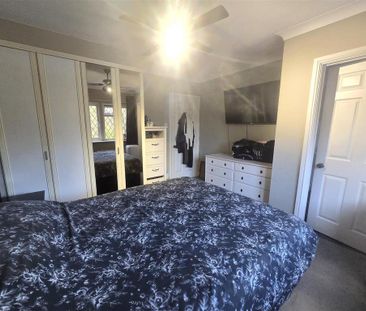 3 bedroom link detached house to rent - Photo 1