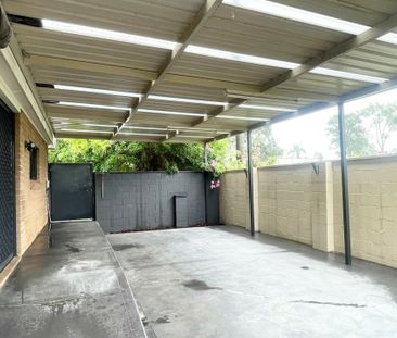 Well Presented 3 Bedroom Family Home Close to All Local Amenities! - Photo 2