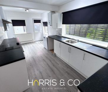 3 bedroom terraced house to rent - Photo 5