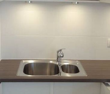 Appartement te huur in Brussel voor € 975 met 1 slaapkamer - Photo 6