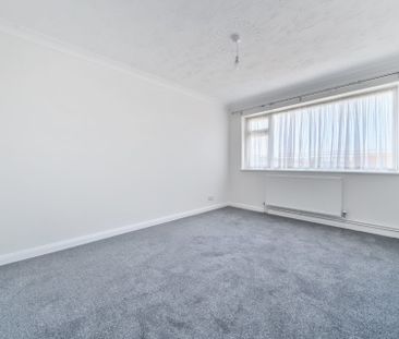 4, Holmlea Close - Photo 6