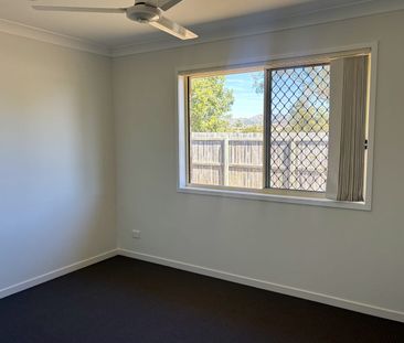 Lovely presented lowset 4 bedroom brick home - Photo 2