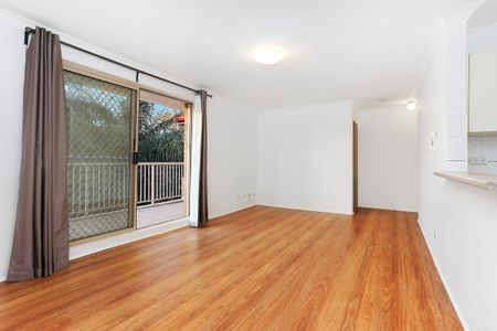 6/50-52 Anzac Parade, Kensington NSW 2033 - Apartment For Rent | Domain - Photo 2