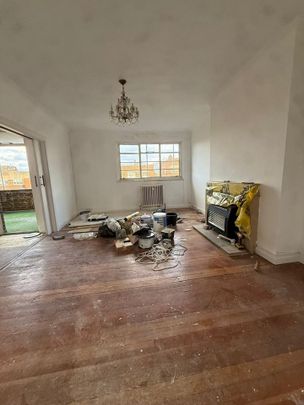 3 Bed Flat, Dorchester Court, SE24 - Photo 1