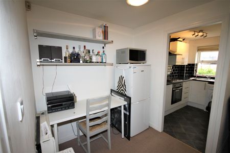 Aire View Gardens, 31 Vesper Road, Kirkstall - Photo 4