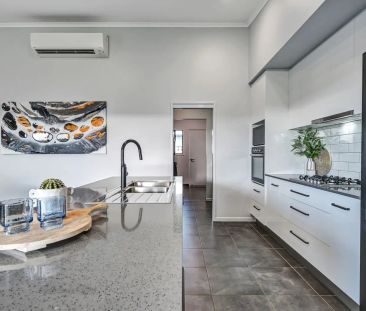 Stunning Family Home with Media, Kids Retreat & Pool! - Photo 2