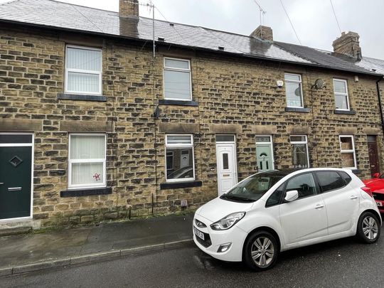 2 bedroom terraced house to rent - Photo 1