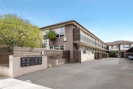 8/77 Edgar Street North, Glen Iris - Photo 4