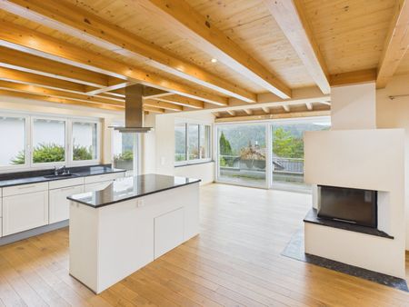 Ein Haus mit Charakter. Ein Ausblick zum Bleiben. - Photo 3