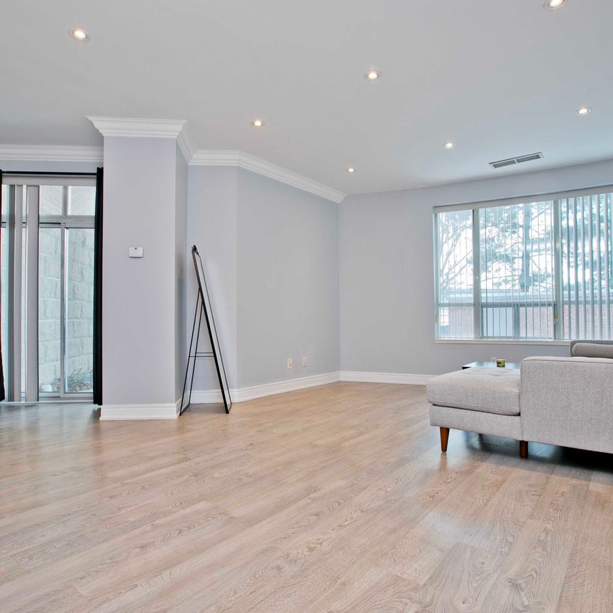For Lease - 62 Suncrest Boulevard Unit# 109, Markham, Ontario - Photo 1