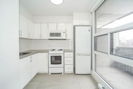 For Lease - 33 Isabella Street Unit# 1701, Toronto, Ontario - Photo 3