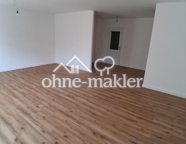 Schöne neu errichtete 3 bis 4 Zimmer-Dachgeschosswohnung mit geh. Innenausstattung und Dachterrasse - Photo 1