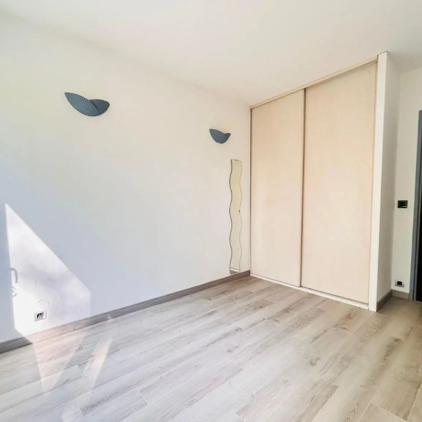 Appartement à louer 4 pièces 79.25m² - Photo 1