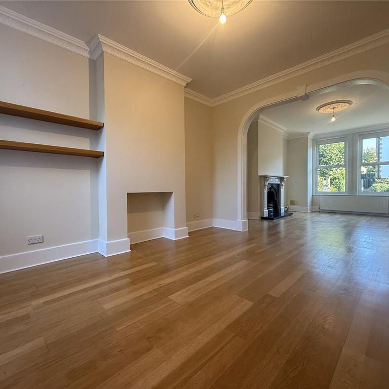 4 bedroom terraced house to rent - Photo 1