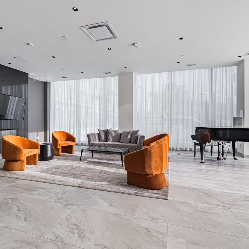 For Lease - 2 David Eyer Road Unit# 1126, Richmond Hill, Ontario - Photo 1