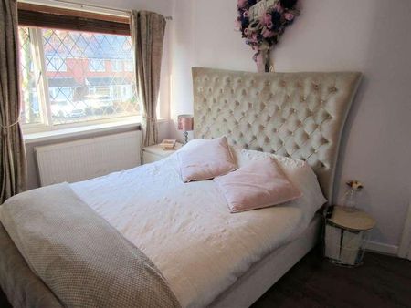 Grindleford Road, Birmingham, B42 - Photo 2