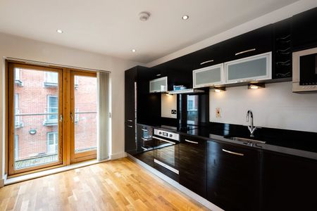 2 bedroom apartment to rent - Photo 5