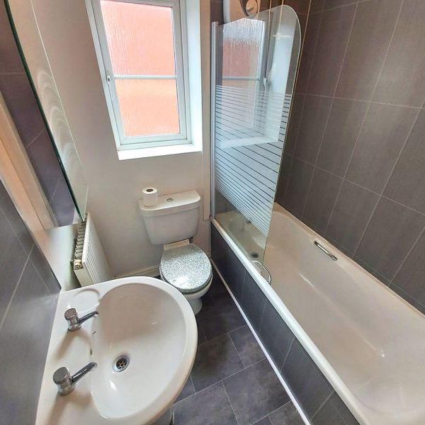 3 bedroom property to rent - Photo 1