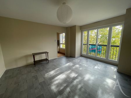 Location appartement 3 pièces, 69.00m², Châteauroux - Photo 4