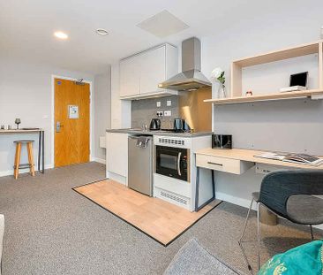 Classic Studio Plus - Photo 2