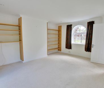 3 bedroom terraced house to rent - Photo 4