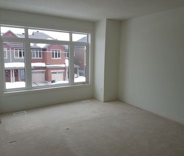 For Lease - 133 OVERBERG Way, Kanata, Ontario - Photo 3