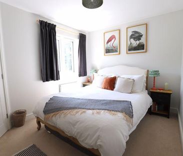 3 bedroom semi-detached house to rent - Photo 3