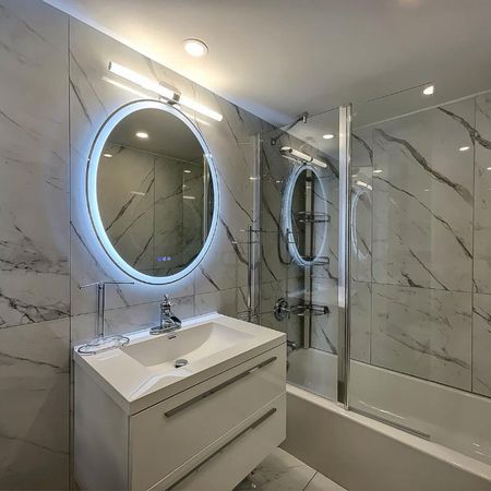 Condo entièrement meublé de A à Z, bien rénové - Photo 4