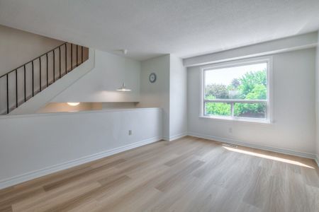 For Lease - 2830 Midland Avenue Unit# 1, Toronto, Ontario - Photo 2