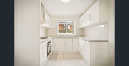 Beautiful Three Bedroom Granny including water in a Highly Sought-After Location! - Photo 5