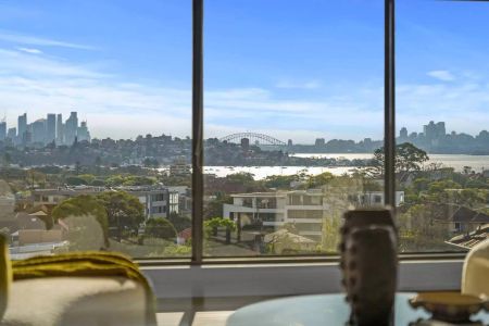 Harbour-Side Luxury with Grand Proportions and Iconic Views - Photo 4