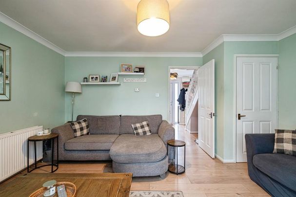 2 bedroom terraced house to rent - Photo 1