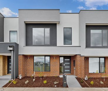 14 Jandakot Walk, Point Cook VIC 3030 - House For Rent | Domain - Photo 2