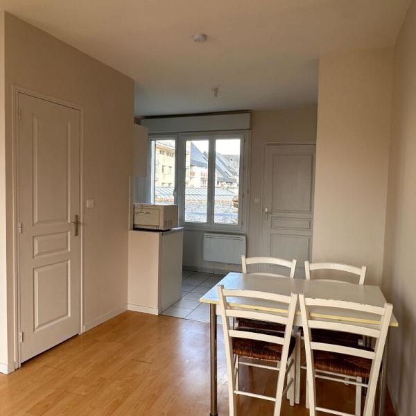 Location Appartement 1 pièce Meublé 27m² ST BRIEUC 22000 - Photo 1