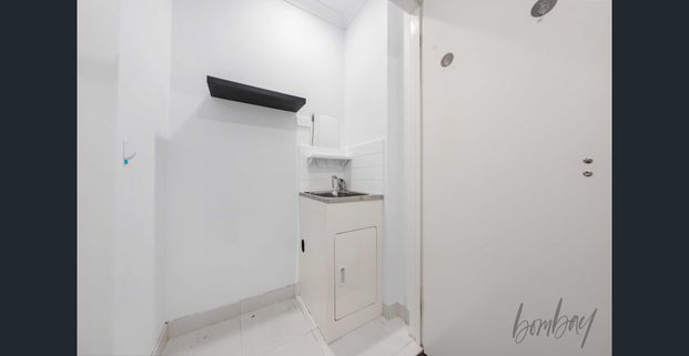 MODERN LIVING IN THE HEART OF CRAIGIEBURN - Photo 1