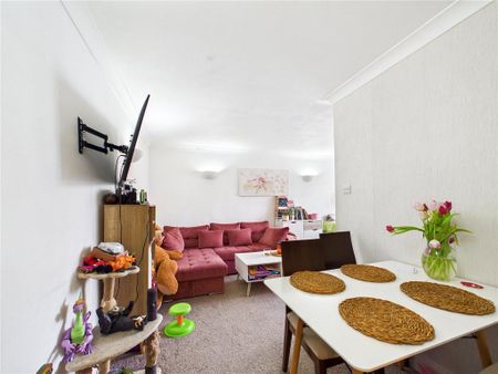 2 bedroom apartment to rent - Photo 5