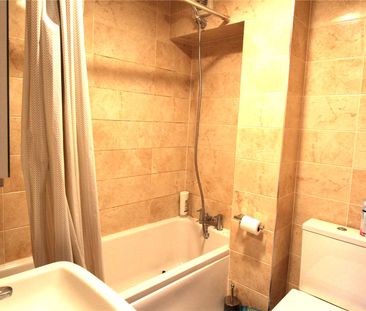 Hanger Lane, Ealing, W5 3DA - Photo 5