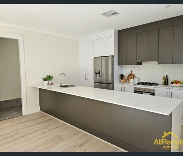 Stunning brand new townhouse at 7/9 Palmyra Ave , Torrensville - Photo 4