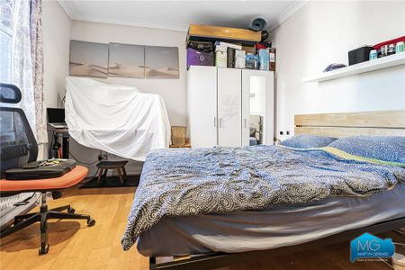 4 bedroom terraced house to rent - Photo 3