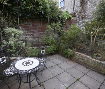 2 bedroom terraced house to rent - Photo 5