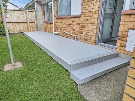 ELLERSLIE - Great Location - Photo 5