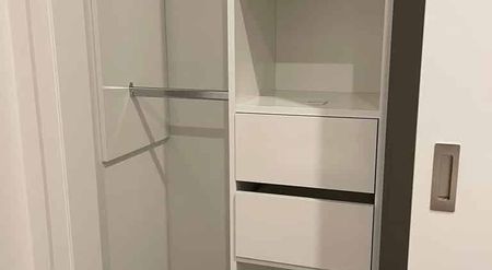 3 Bedroom Apartment - Photo 5