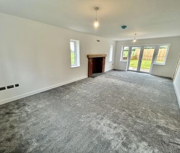 5 bedroom detached house to rent - Photo 1