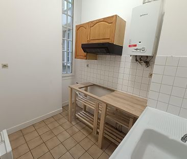 Location Appartement 1 pièce 27m² MONT DE MARSAN 40000 - Photo 4